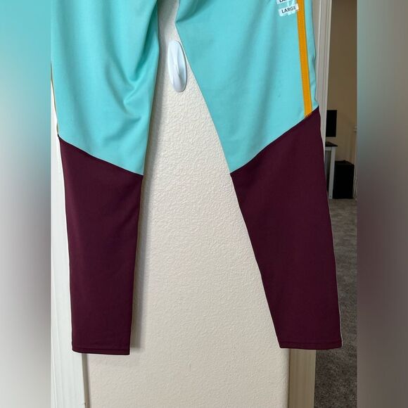 NWT Kimberly C Tri-Color Performance Sheer Panel Leggings Size L #284 - Picture 6 of 11